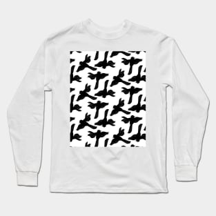 Black and white flying birds pattern Long Sleeve T-Shirt